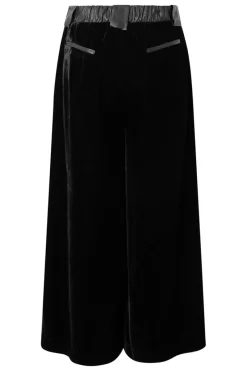 Online Elsewhere Fashion Espoo Velvet Bermuda-Black