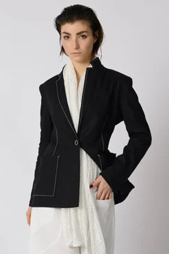 Best Elsewhere Fashion Kumara Blazer-Black