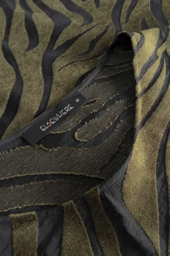 Shop Elsewhere Fashion Montanha Pullover-Gold Mustard