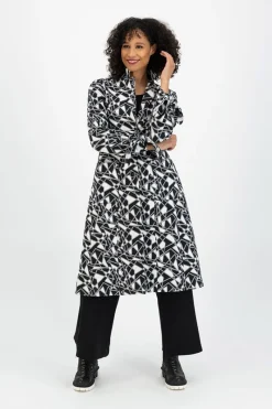 Fashion Elsewhere Fashion Oshawa Blazer-Black-Offwhite